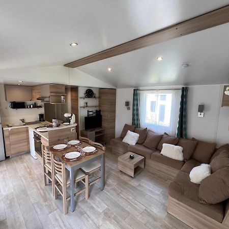 Mobil-Home 4 Etoiles Avec Piscine Proche De Blois أونزاين المظهر الخارجي الصورة