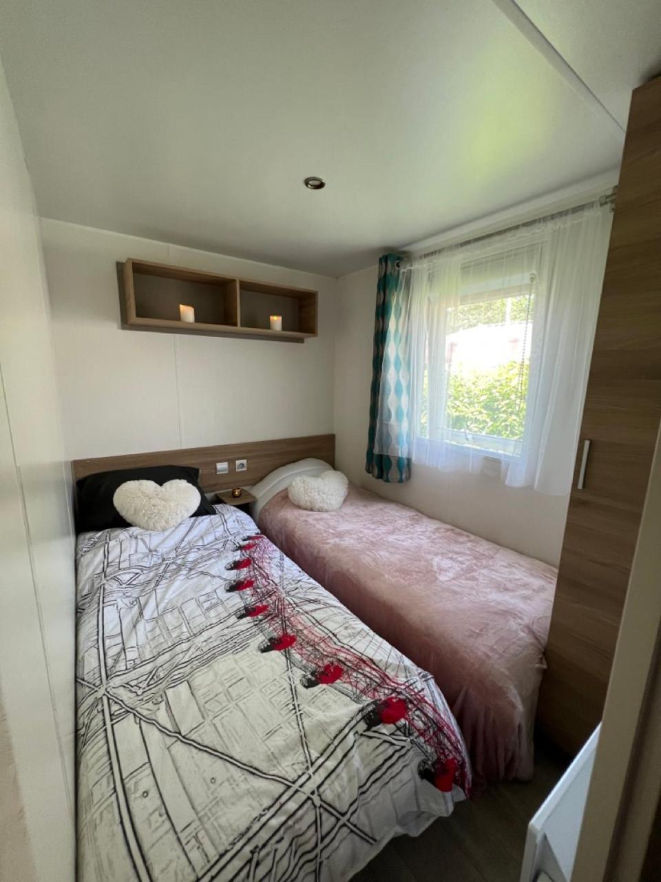 Mobil-Home 4 Etoiles Avec Piscine Proche De Blois أونزاين المظهر الخارجي الصورة