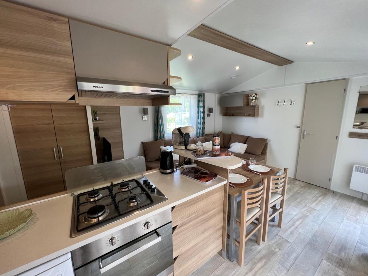 Mobil-Home 4 Etoiles Avec Piscine Proche De Blois أونزاين المظهر الخارجي الصورة