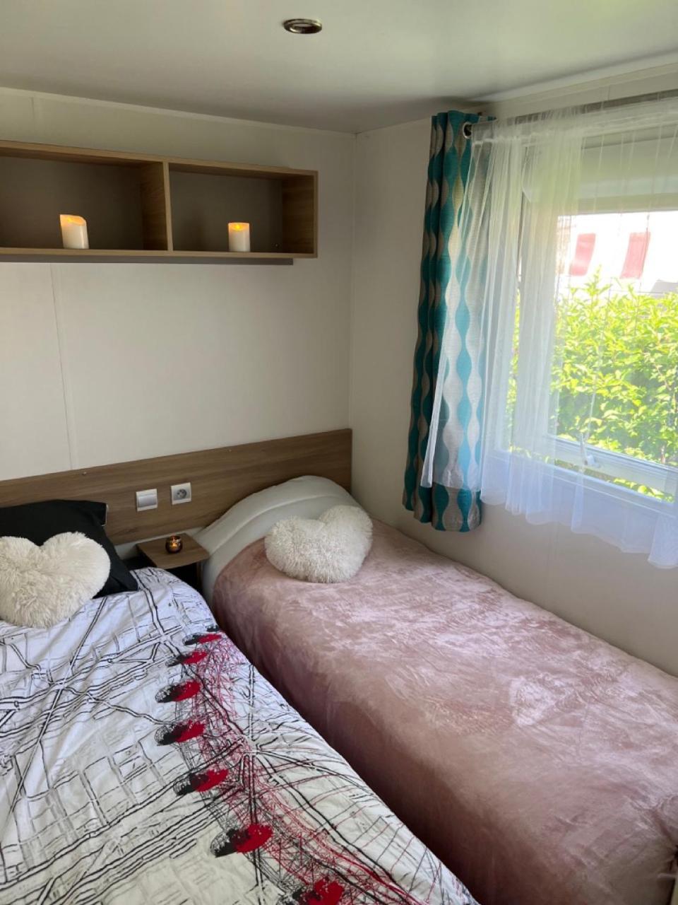Mobil-Home 4 Etoiles Avec Piscine Proche De Blois أونزاين المظهر الخارجي الصورة